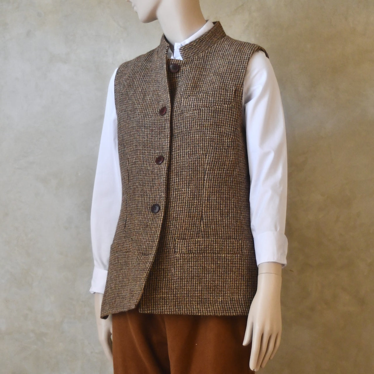 10 – Ladies Classic Cut Waistcoat in Small Brown Check Lovat Tweed