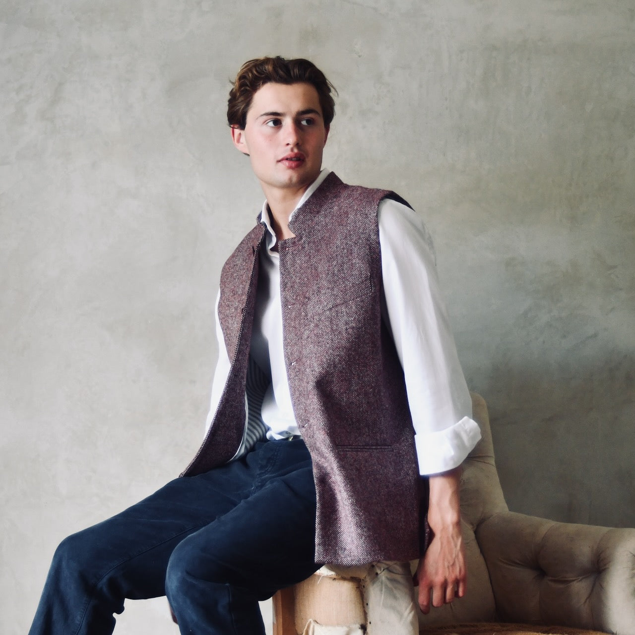A superb and wonderfully warm alternative to a jacket for autumn winter with a neat cut and ample pocket space. Sophisticated enough for Town, Warm enough for the Country.

This fitted cut waistcoat has five button-fronts and side vents for ease when moving and sitting. Fully lined, it has generous inside facings to avoid unsightly lining slippage.

Handmade in London.