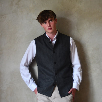40 – Tailored Cut Charcoal Herringbone Cashmere Mix Flannel