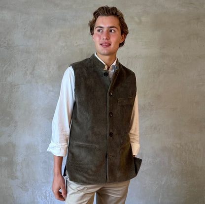 42" Classic Cut Waistcoat in Khaki Corduroy