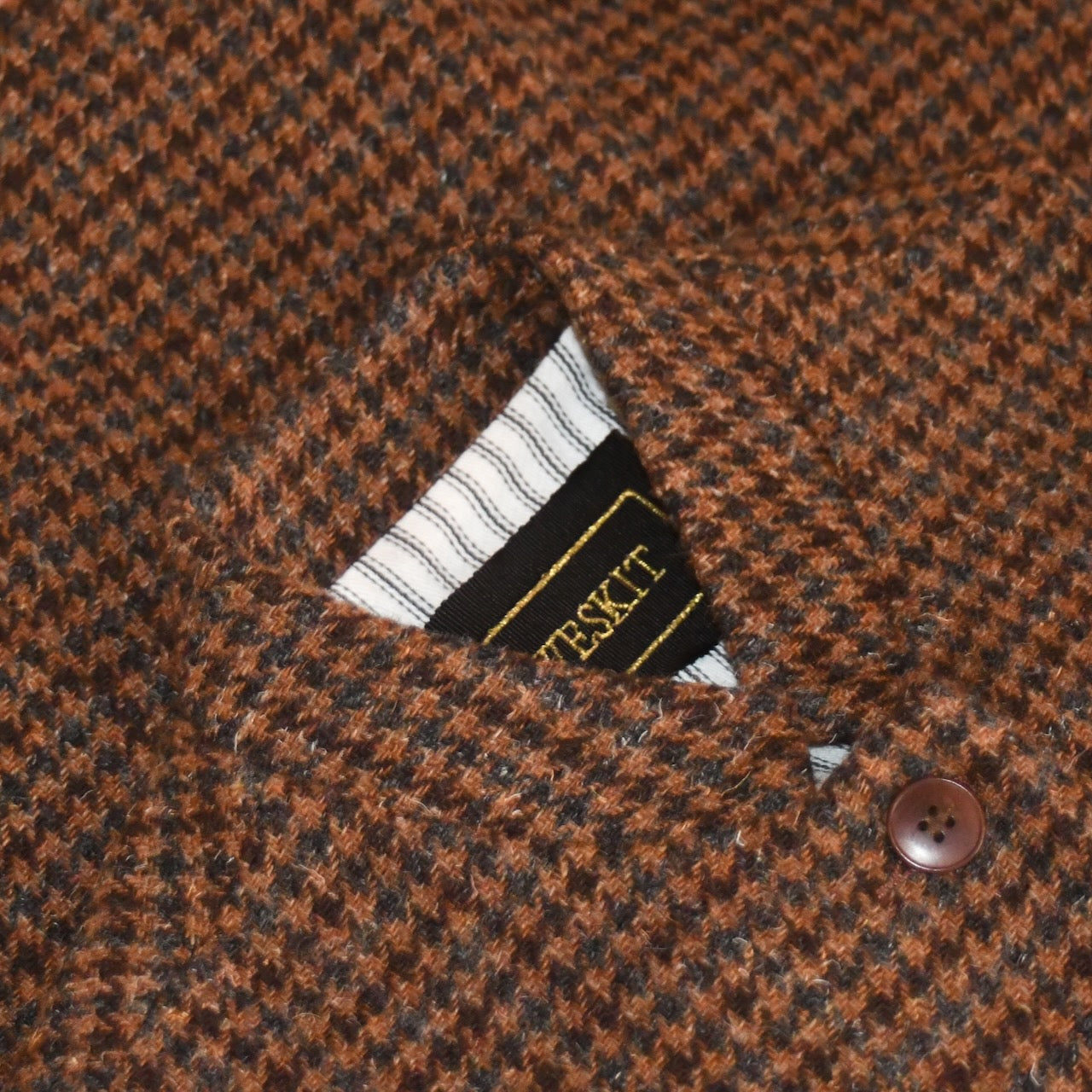 10 – Ladies Classic Cut Waistcoat in Copper Check Lovat Tweed