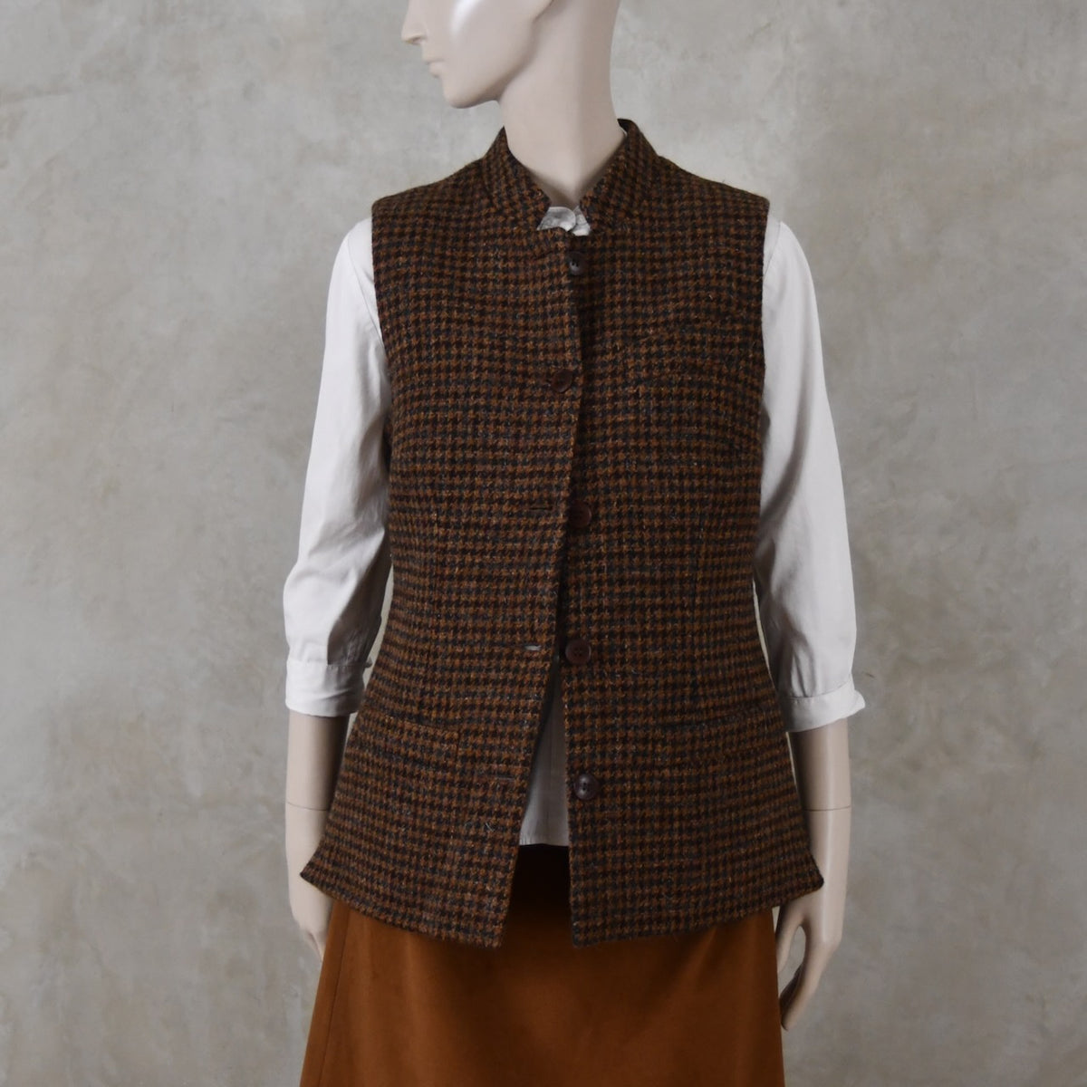 12 – Ladies Classic Cut Waistcoat in Copper Check Lovat Tweed