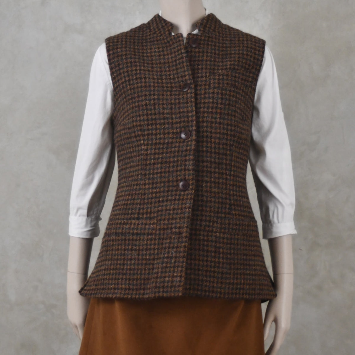 Ladies Classic Cut Waistcoat in Copper Check Lovat Tweed
