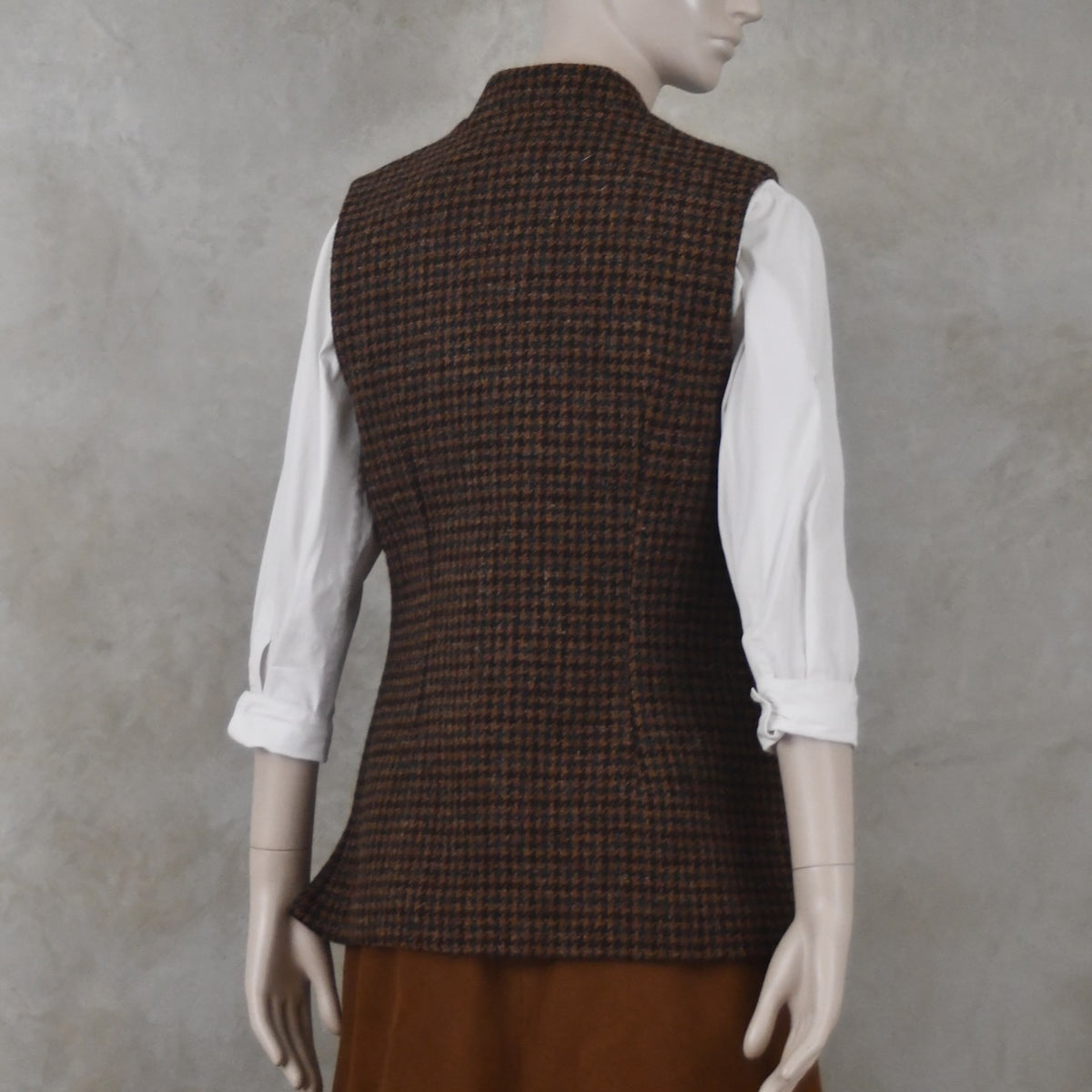 Ladies Classic Cut Waistcoat in Copper Check Lovat Tweed
