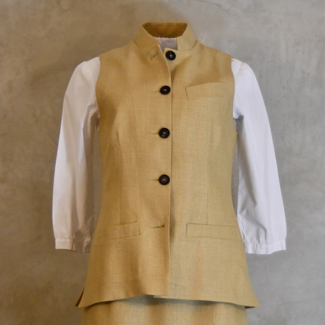 14 – Ladies Classic Cut Waistcoat in Raffia Silk Matka