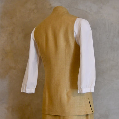 14 – Ladies Classic Cut Waistcoat in Raffia Silk Matka