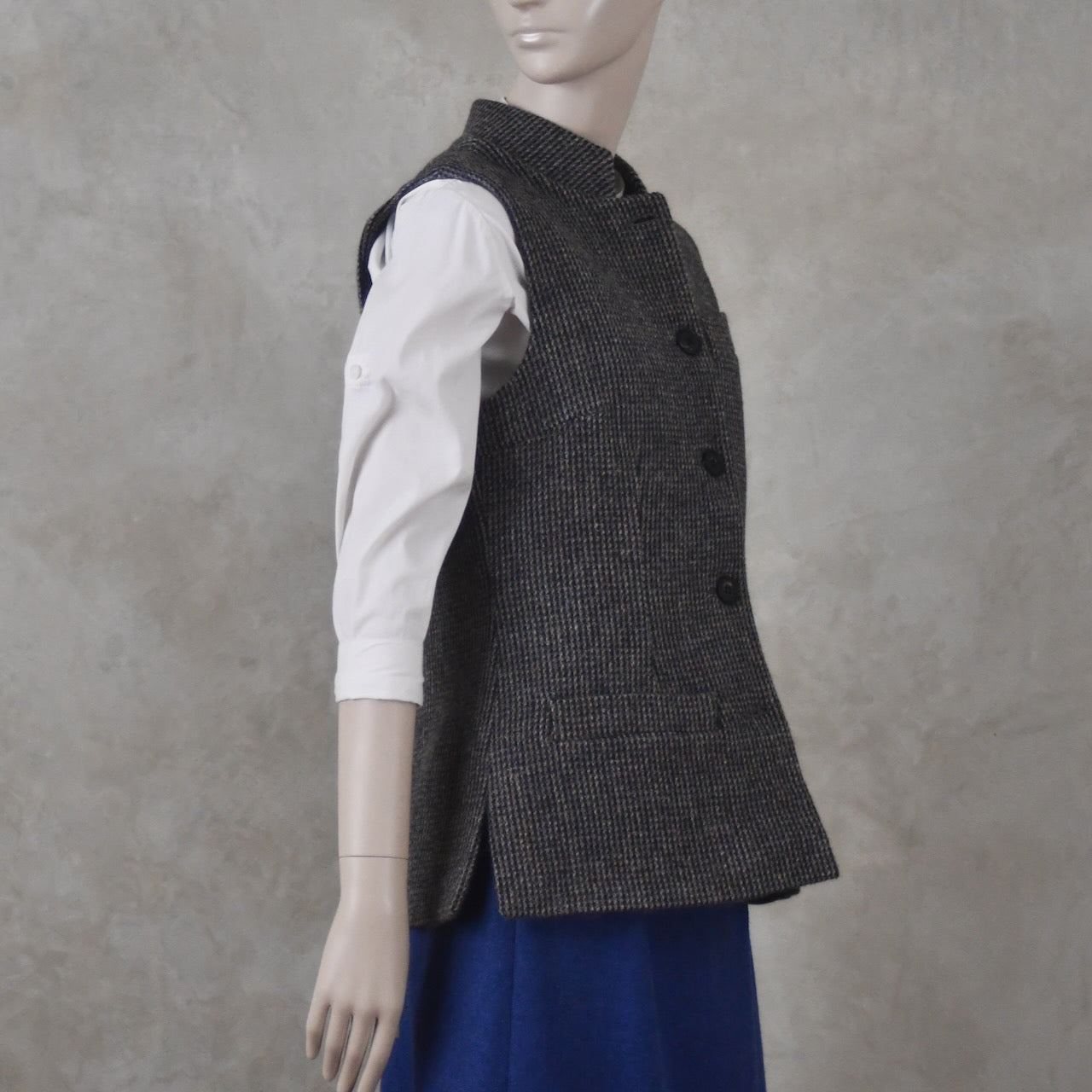10 – Ladies Classic Cut Waistcoat in Small Blue Check Lovat Tweed