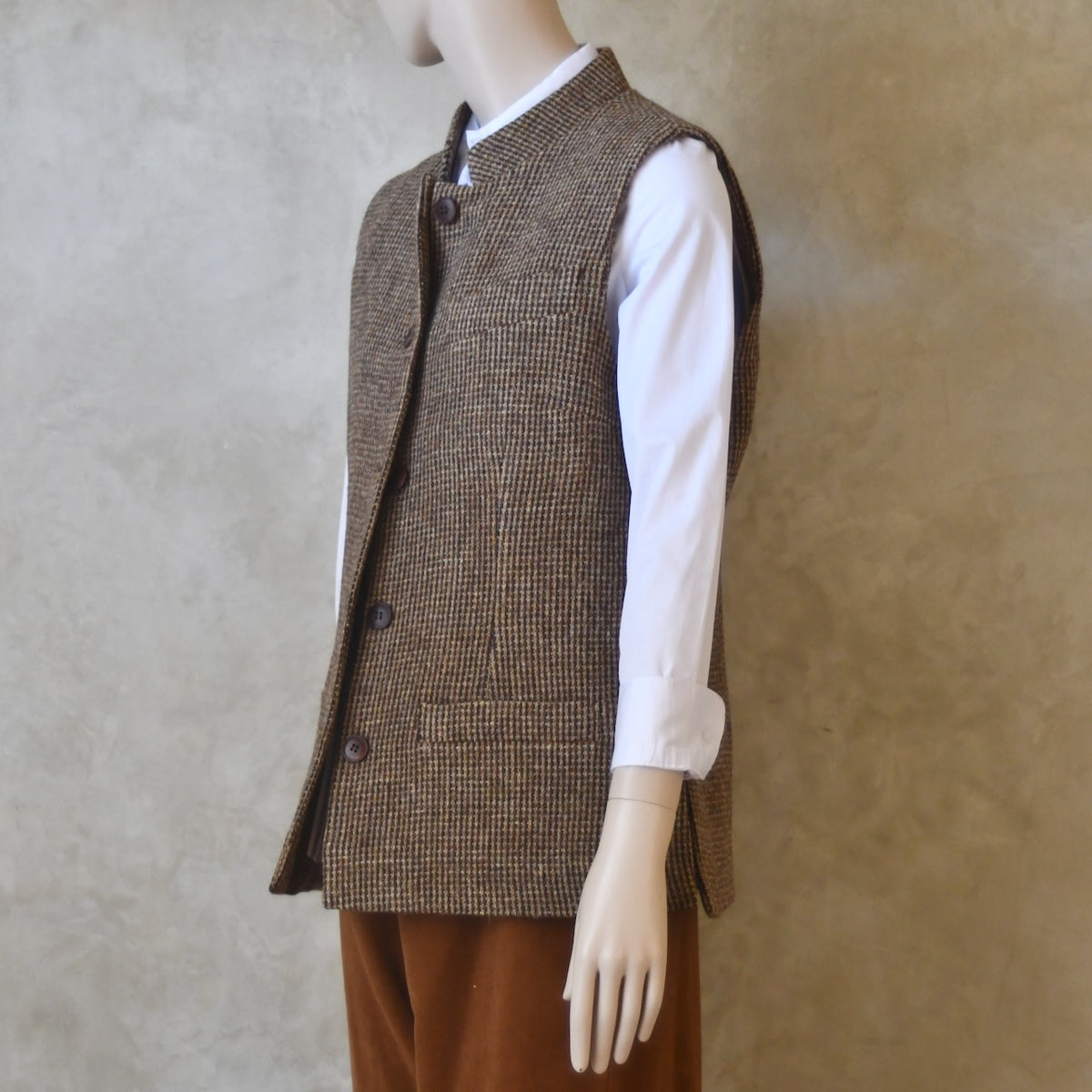 10 – Ladies Classic Cut Waistcoat in Small Brown Check Lovat Tweed