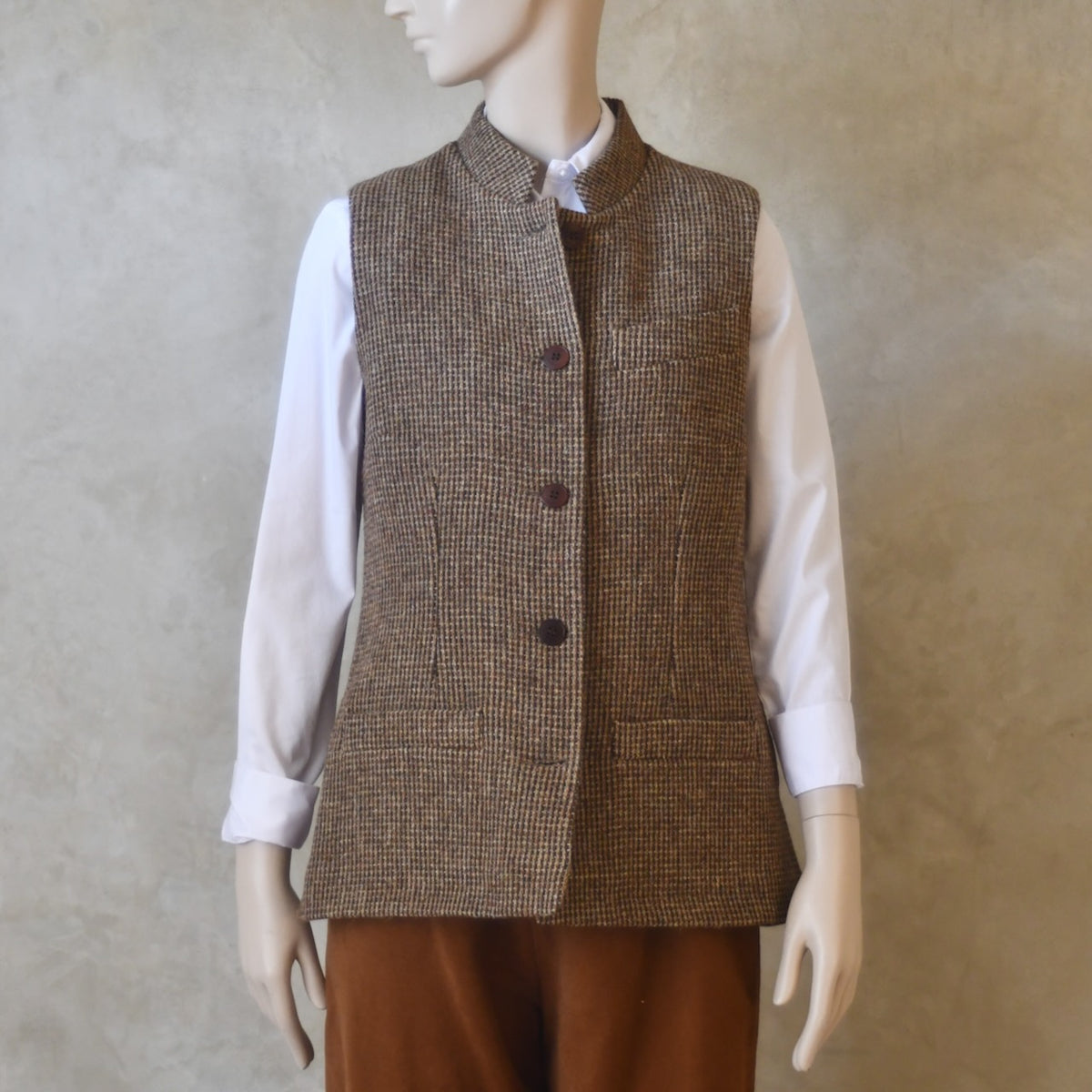 10 – Ladies Classic Cut Waistcoat in Small Brown Check Lovat Tweed