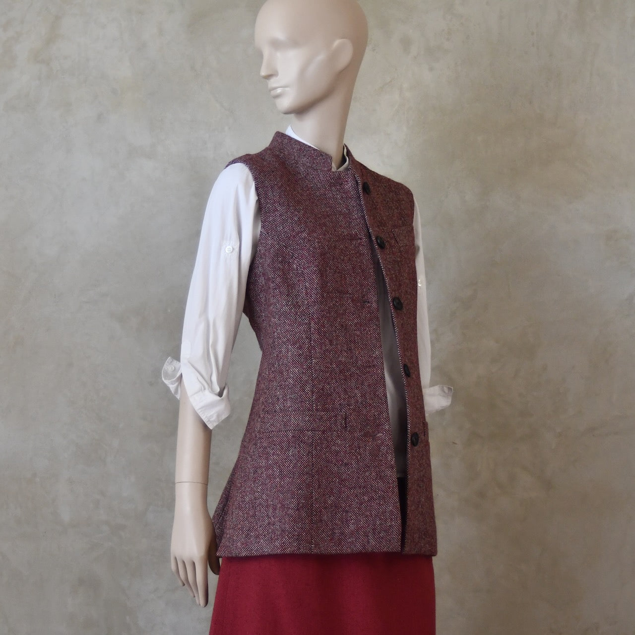 12 – Ladies Longer Length Waistcoat in Finely Woven Bloodshot Hopsack Tweed