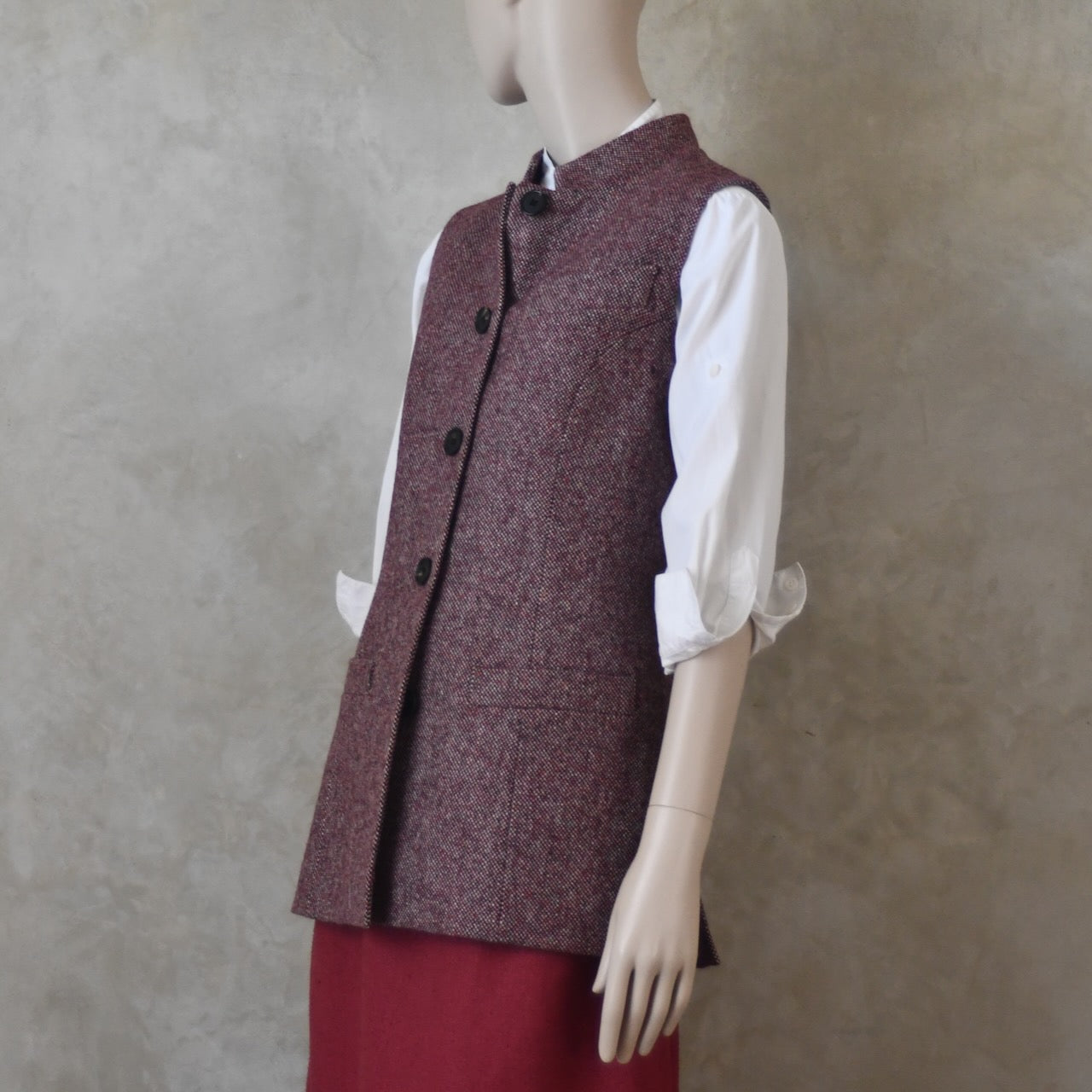 12 – Ladies Longer Length Waistcoat in Finely Woven Bloodshot Hopsack Tweed