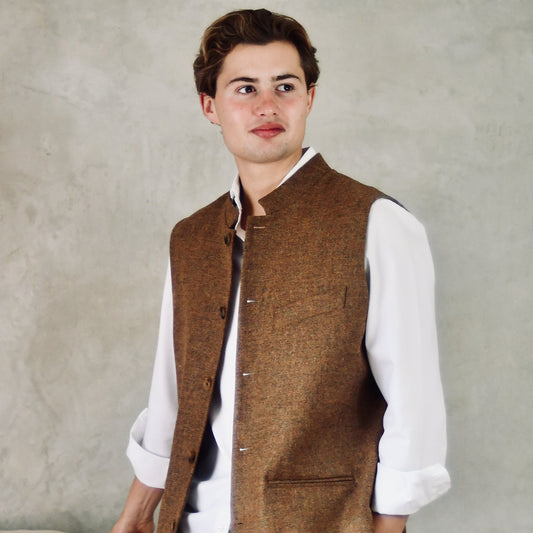 46" Tailored Cut Waistcoat in Brown and Orange Finely Woven Tweed