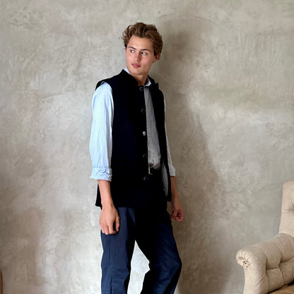46" Classic Cut Waistcoat in Dark Navy Velvet
